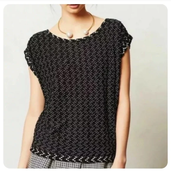 5/$25! Anthropologie postmark black & white textured knit top size x small - Picture 1 of 8